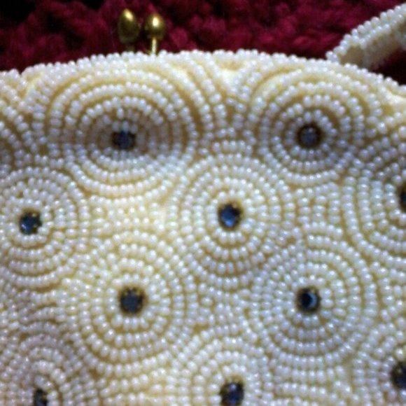 Vintange Hand Beaded White Purse - Picture 5 of 6